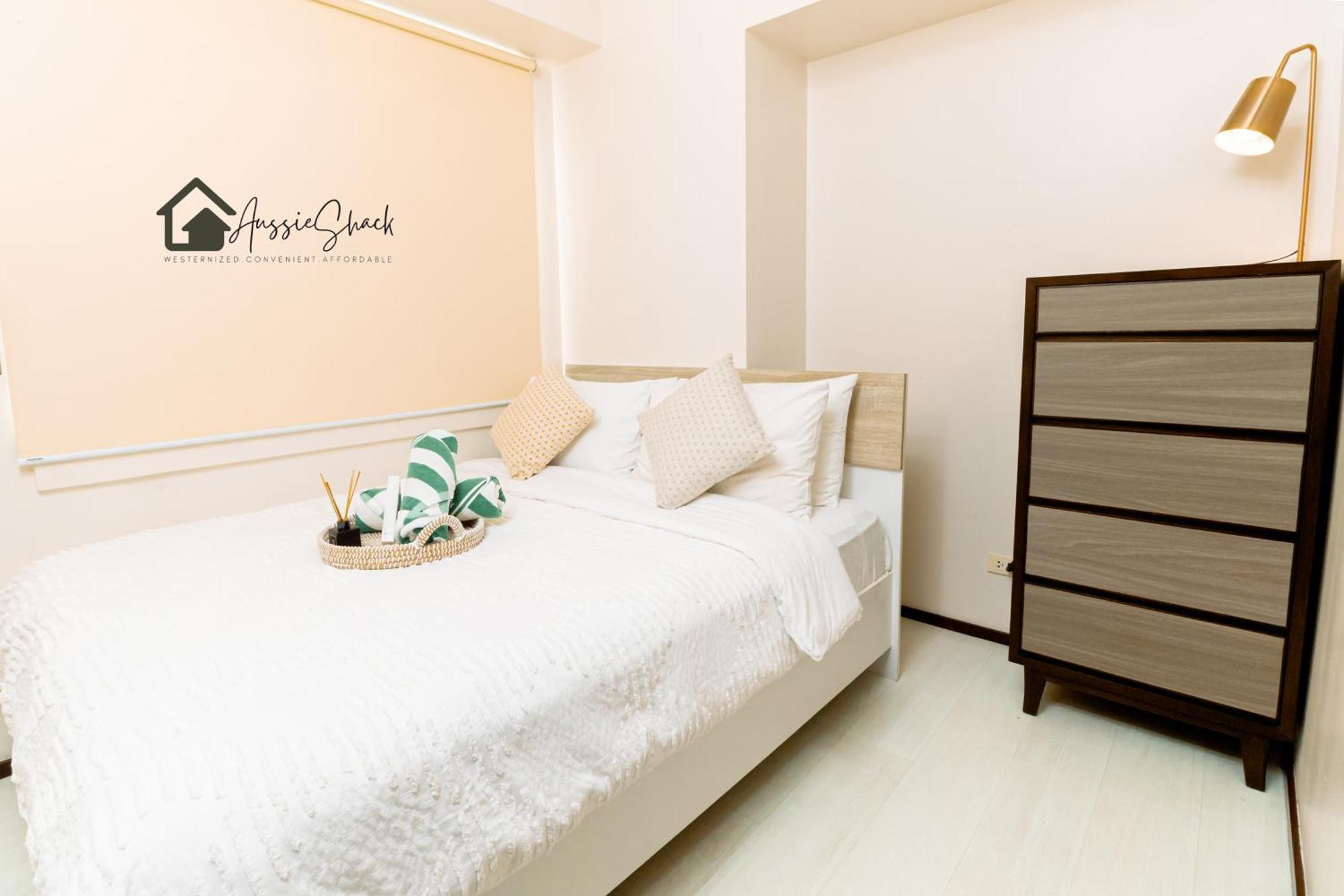 Aussie Shack - 2Br Modern Condo With Skyline View Манила Экстерьер фото